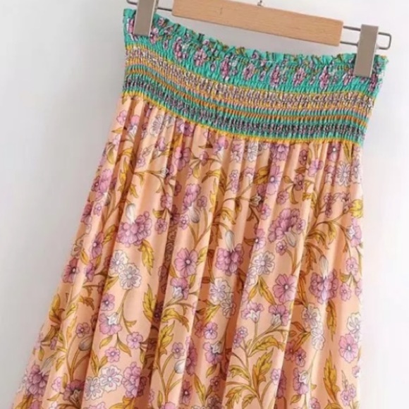 Bohemian Floral Gypsy Elastic Smocked Waist Skirt - Picture 7 of 7